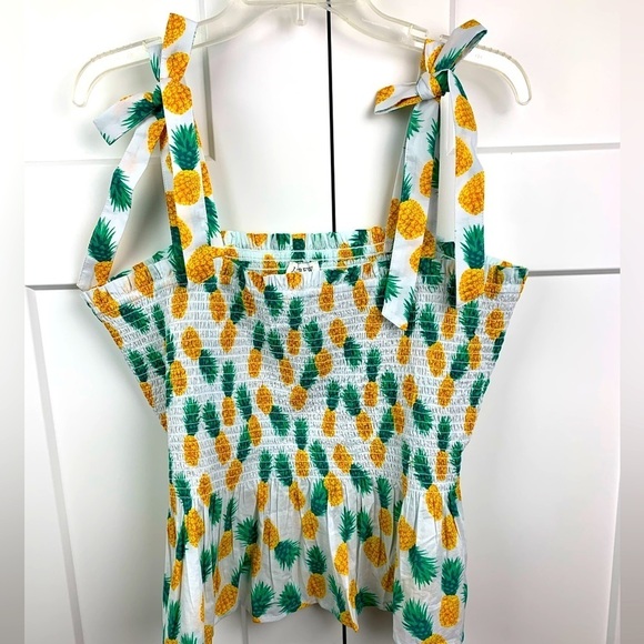 NWT J Crew Factory XL Smocked Tie Shoulder Pineapple Tropical Beach White Blouse - Picture 1 of 7